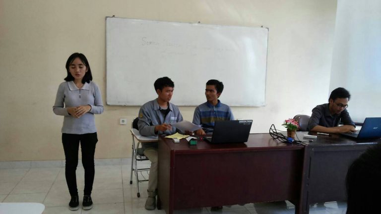 Seminar Penulisan Essai,CV, dan Pembuatan Proposal KP